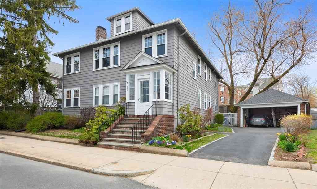 Condo For Rent - 256 S Huntington Ave #2<br/> Boston, MA 02130