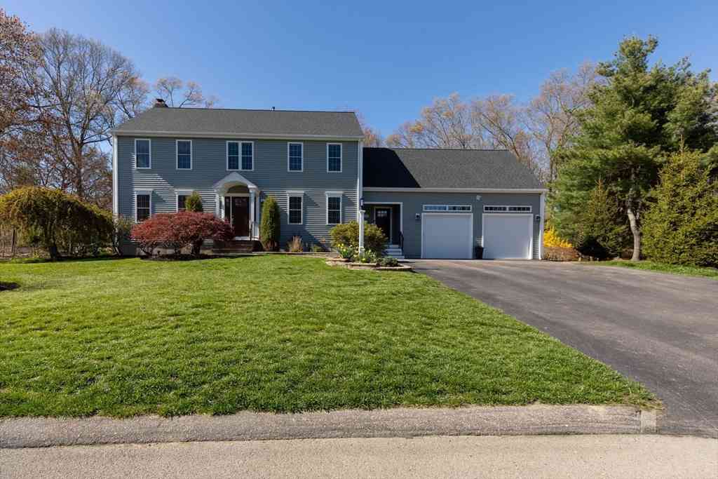 Homes For Sale - 118 Fairway Drive<br/> Attleboro, MA 02703
