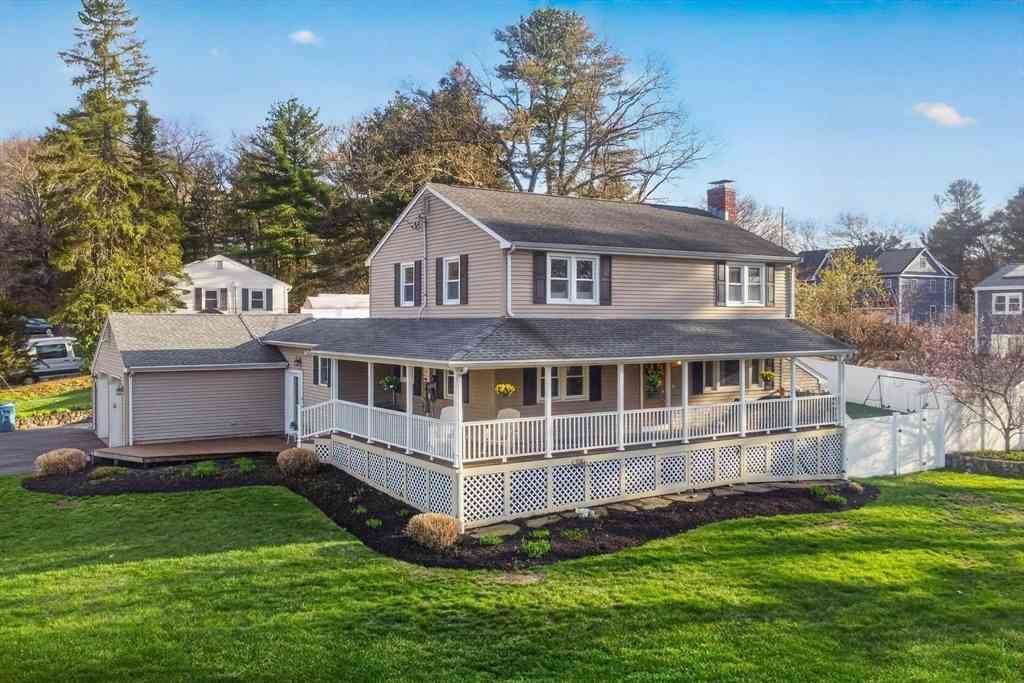 Homes For Sale - 35 Bedford St<br/> Middlesex County, Burlington, MA 01803