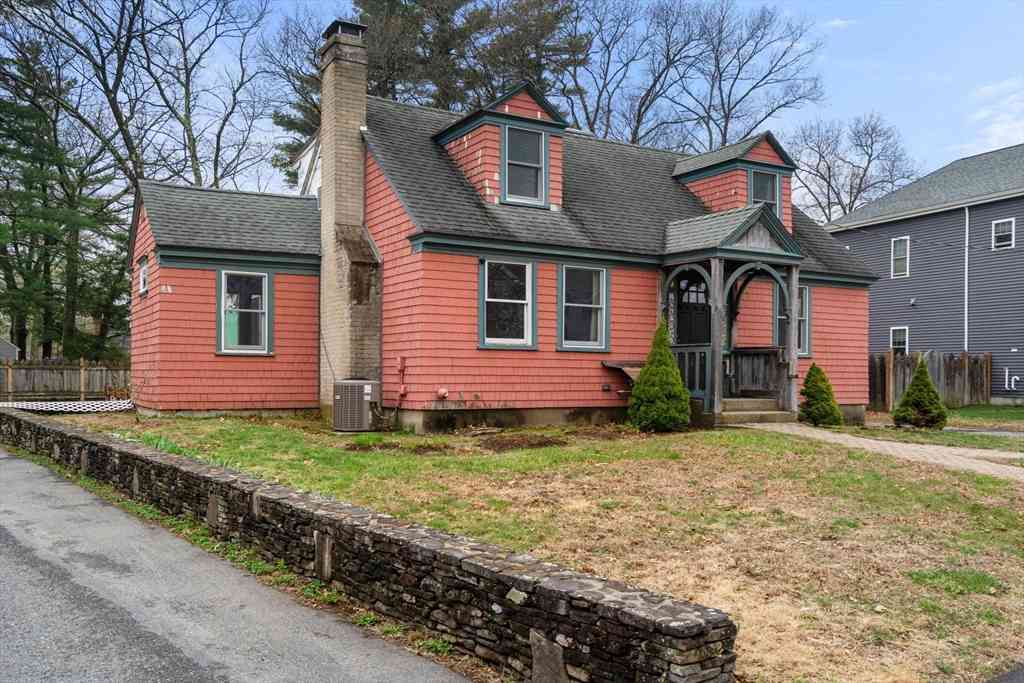 Homes For Sale - 32 Longfellow Rd<br/> Natick, MA 01760