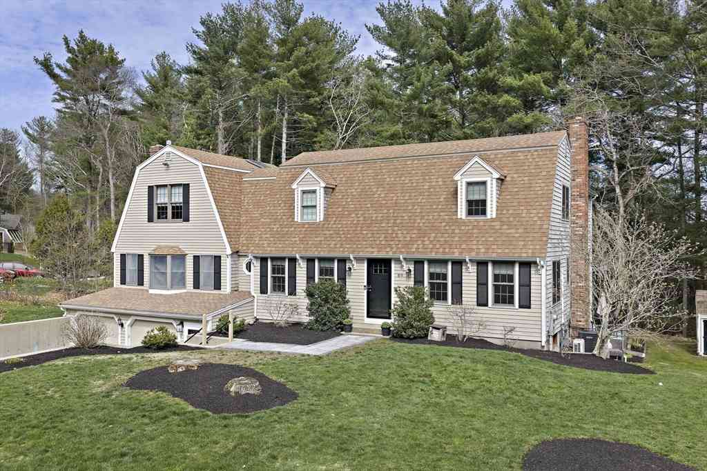 Homes For Sale - 89 Sunset Way<br/> Pembroke, MA 02359
