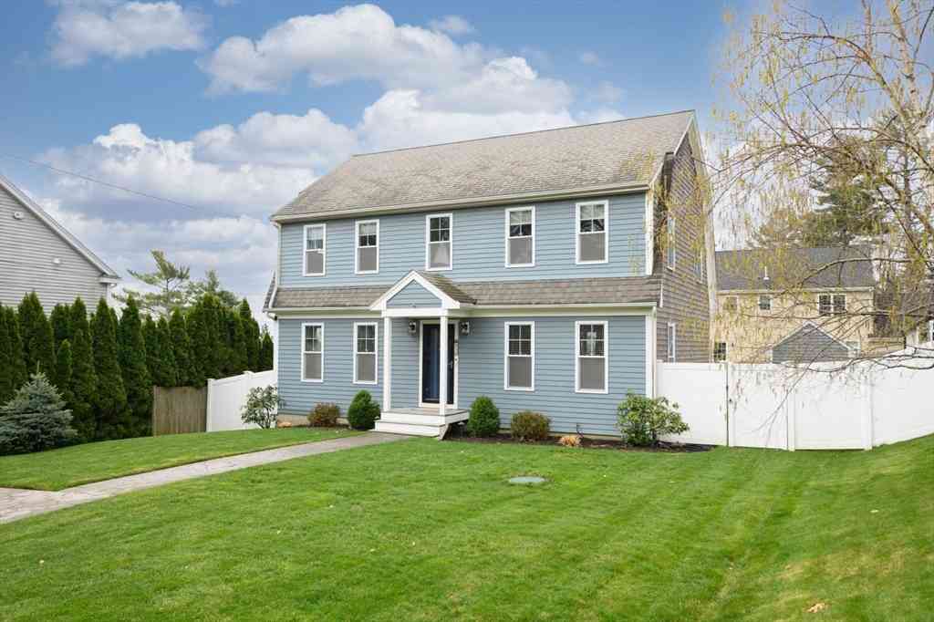 Homes For Sale - 52 Parkway<br/> Marshfield, MA 02050