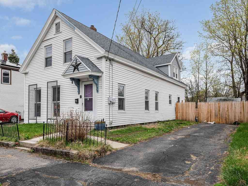 Homes For Sale - 71 Snow St<br/> Fitchburg, MA 01420