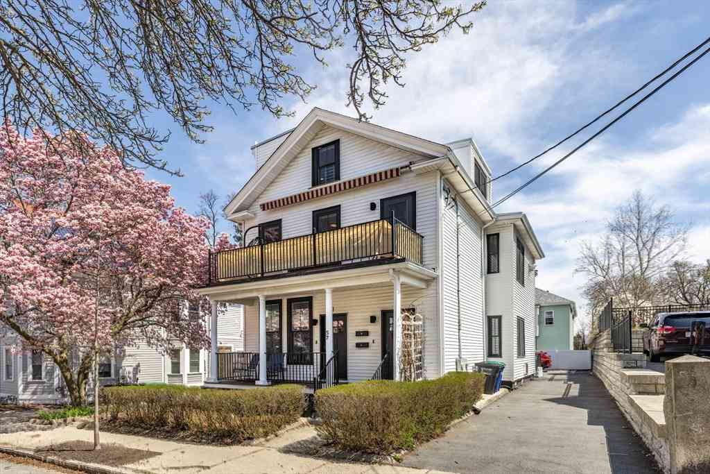 Condo For Sale - 57 Walnut Street #2<br/> Somerville, MA 02143