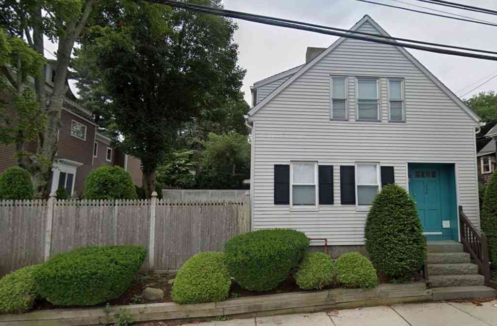 Apartment For Rent - 126 Lowell St #R<br/> Peabody, MA 01960