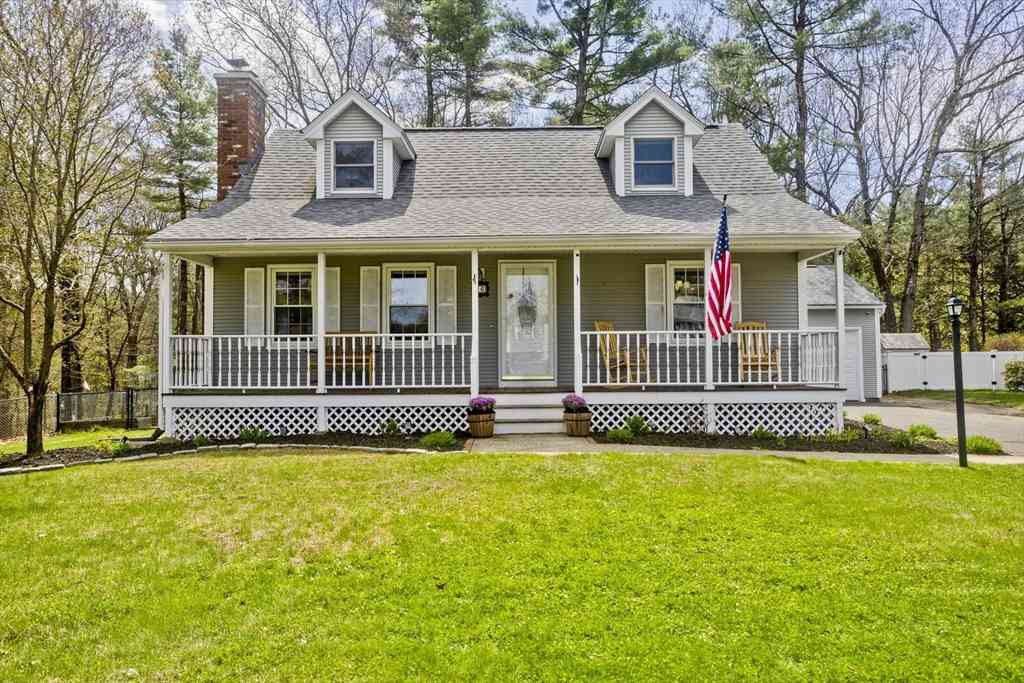 Homes For Sale - 16 Cranberry Dr<br/> Hampden County, Holyoke, MA 01040