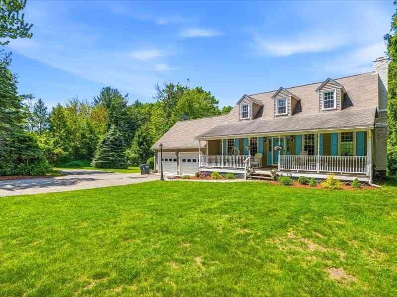 Homes For Sale - 189 Holden St<br/> Worcester County, Holden, MA 01520