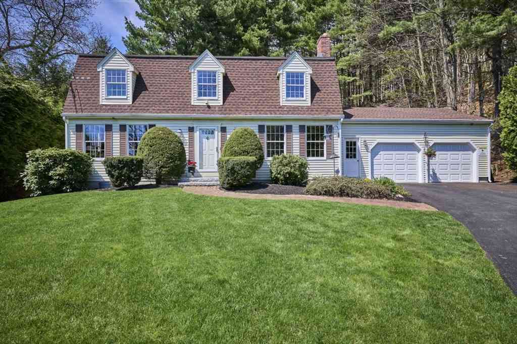 Homes For Sale - 70 Harrington Rd<br/> Middlesex County, Framingham, MA 01701