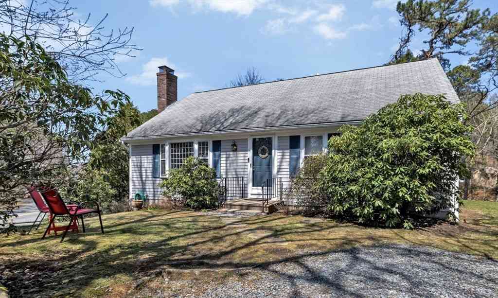 Homes For Sale - 5 Maple Ln<br/> Barnstable County, Brewster, MA 02631