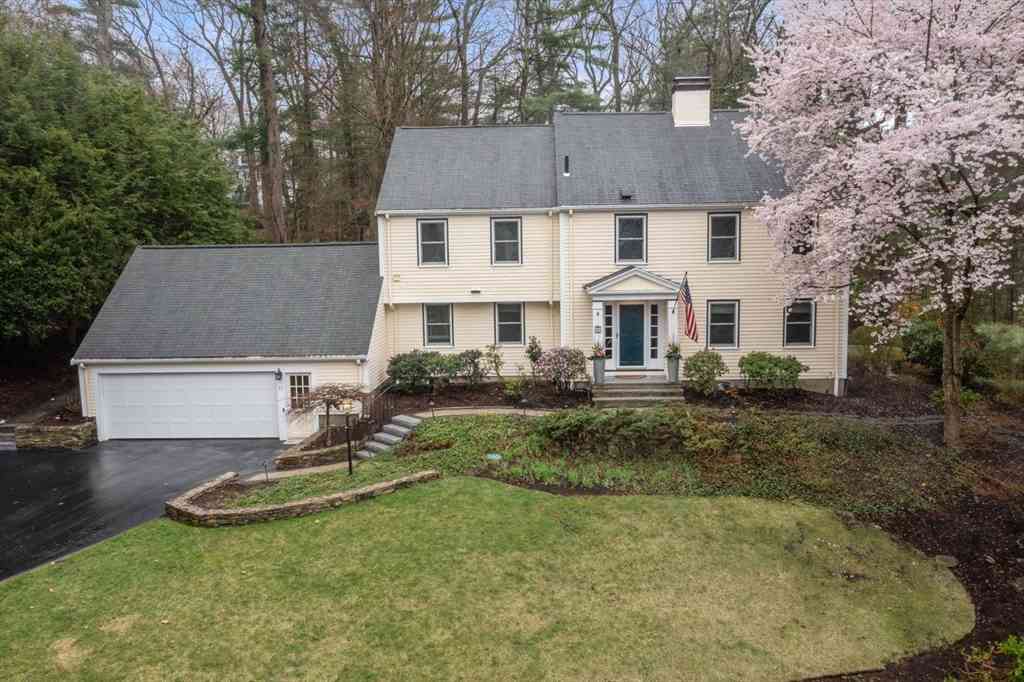 Homes For Sale - 11 Sterling Rd<br/> Wellesley, MA 02482