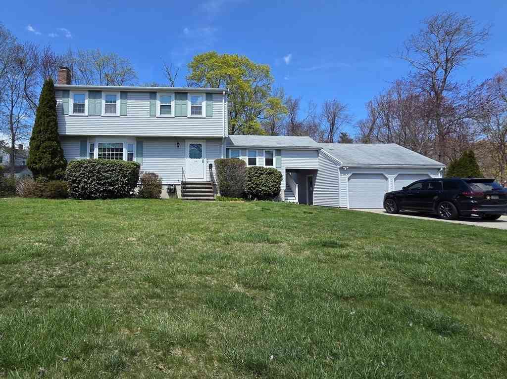 Homes For Sale - 18 Lintric Dr<br/> Weymouth, MA 02190