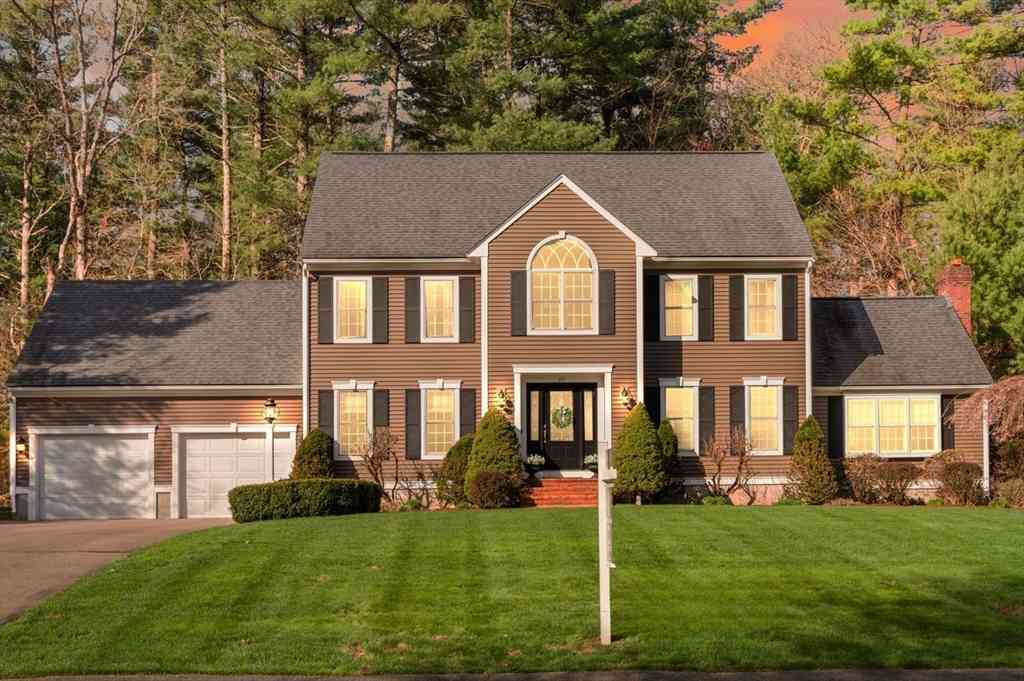 Homes For Sale - 20 Cornerstone Dr<br/> Bristol County, Easton, MA 02356