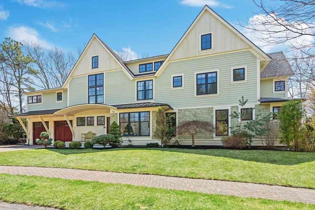 Homes For Sale - 152 Partridge Lane<br/> Concord, MA 01742