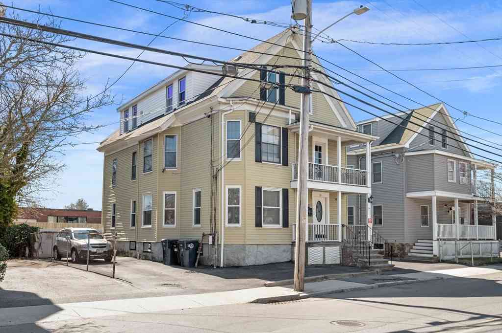 Homes For Rent - 39 Mason St<br/> Salem, MA 01970
