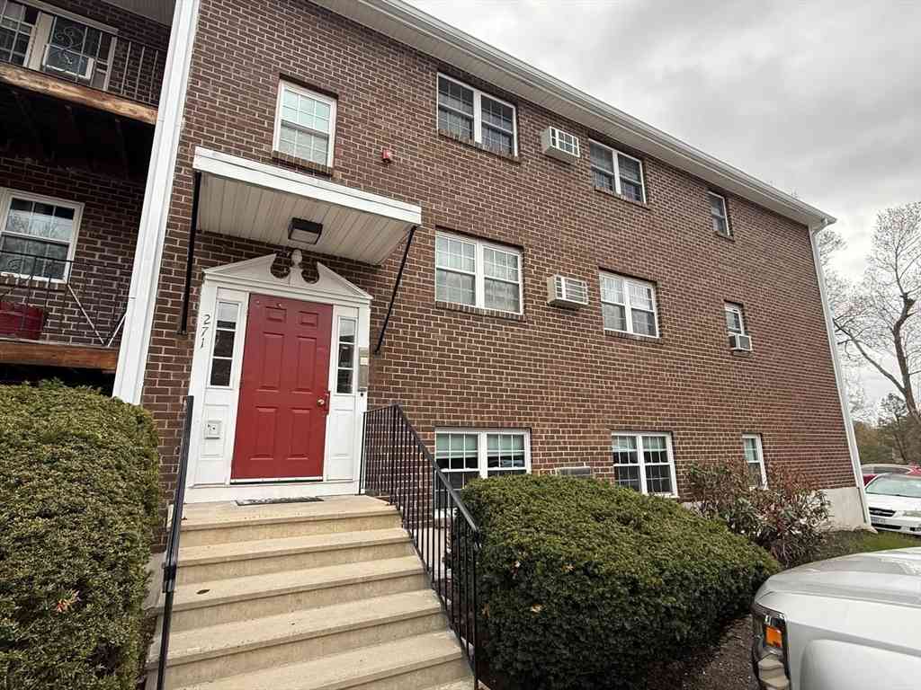 Condo For Sale - 271 Boston Post Rd #7<br/> Marlborough, MA 01752
