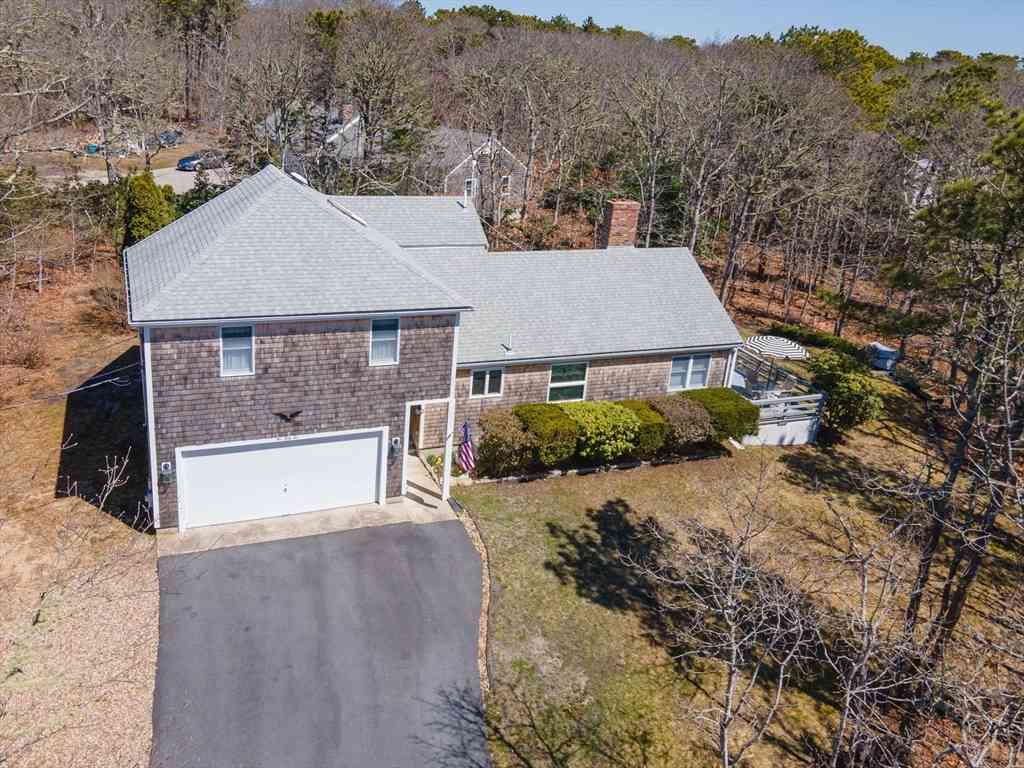 Homes For Sale - 252 Chatham Rd<br/> Barnstable County, Harwich, MA 02645