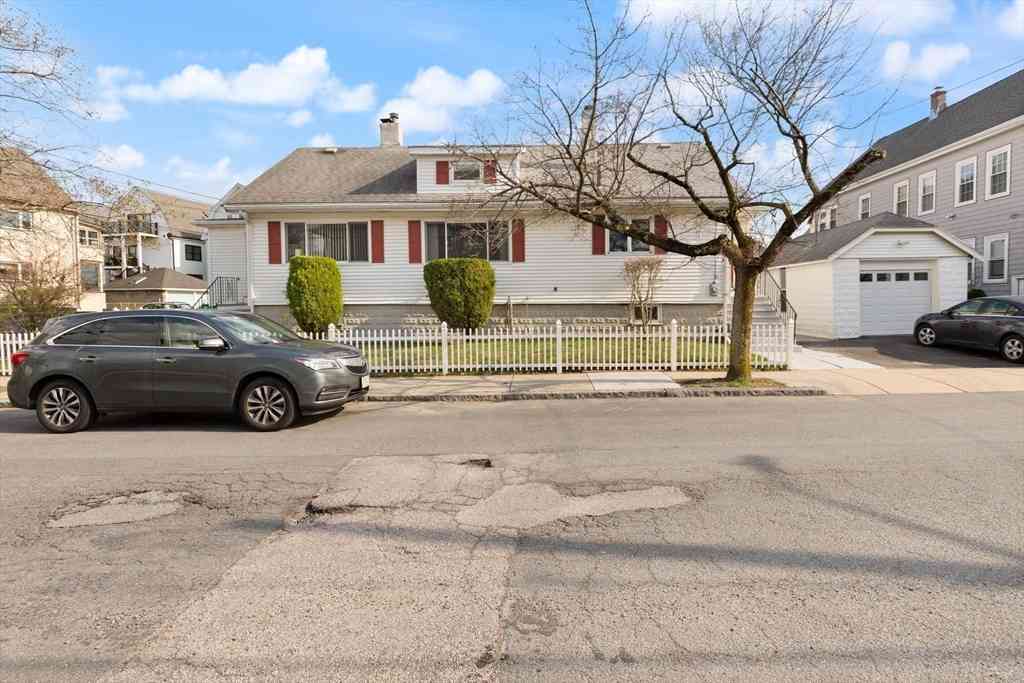 Homes For Sale - 30 Bowdoin St<br/> Medford, MA 02155