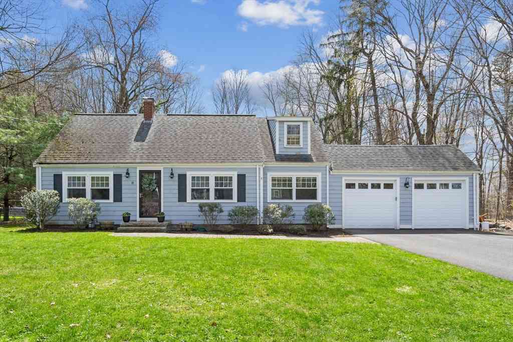 Homes For Sale - 25 Franklin Pl<br/> Middlesex County, Sudbury, MA 01776