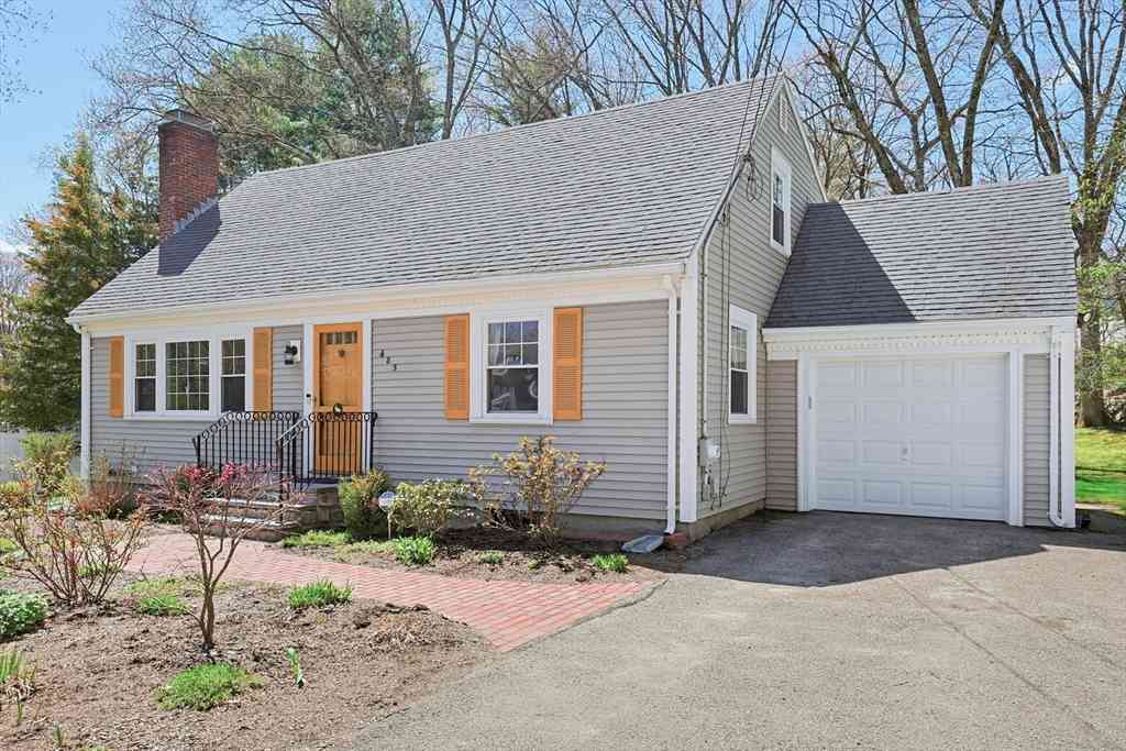 Homes For Sale - 485 Central St.<br/> Middlesex County, Holliston, MA 01746