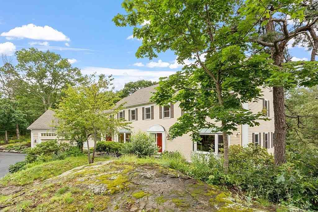 Homes For Rent - 2 Sunset Ridge<br/> Lexington, MA 02421