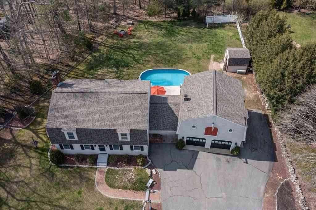Homes For Sale - 18 Smith Corner Road<br/> Plaistow, NH 03865