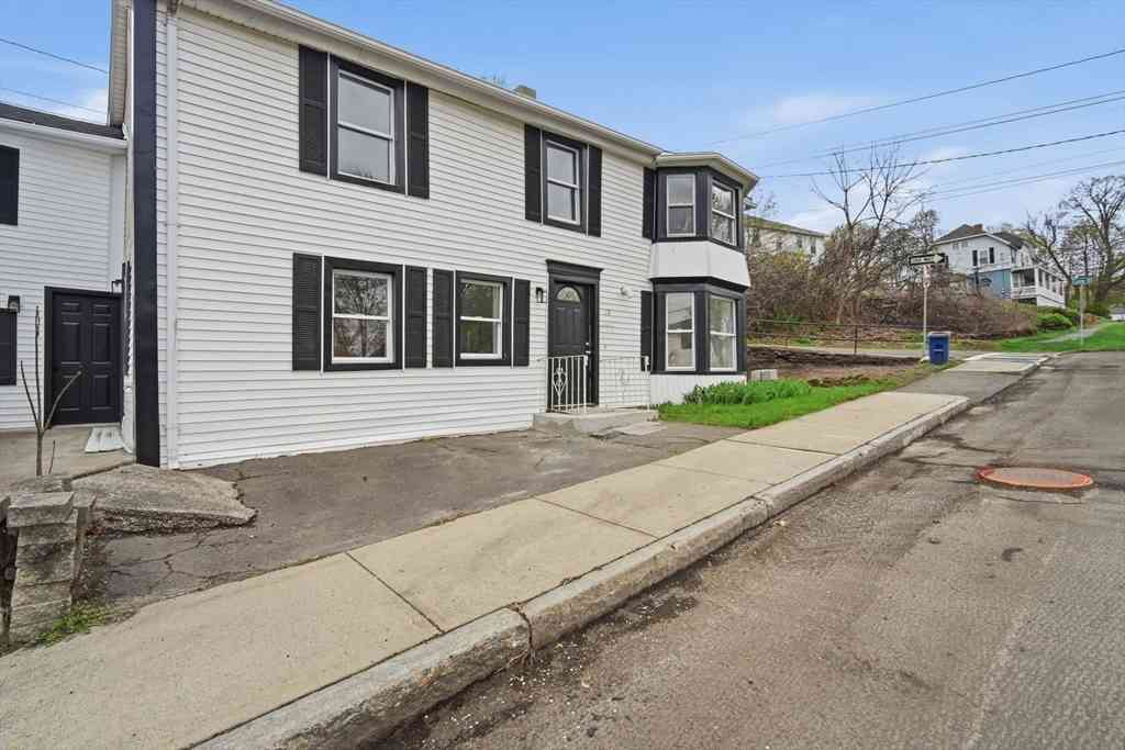 Multifamily For Sale - 16 North Main<br/> South Hadley, MA 01075
