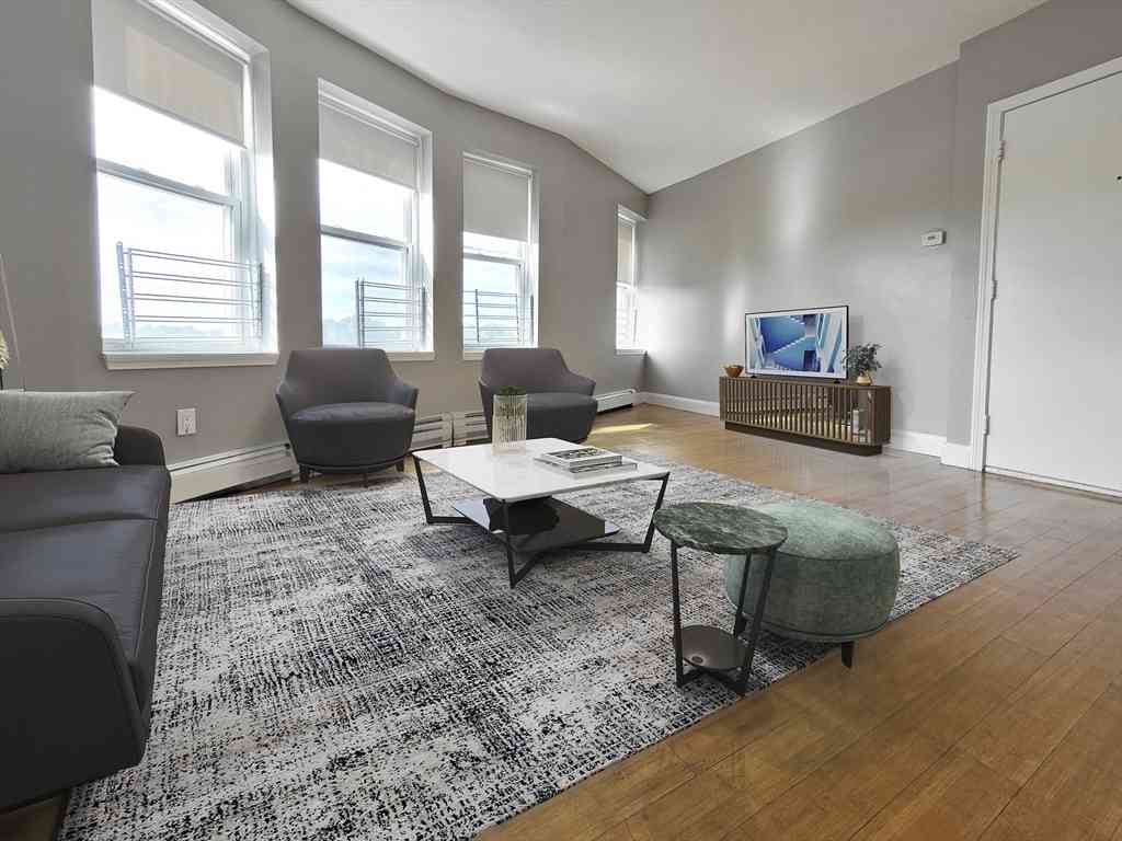 Apartment For Rent - 338-342 Warren #6<br/> Boston, MA 02119