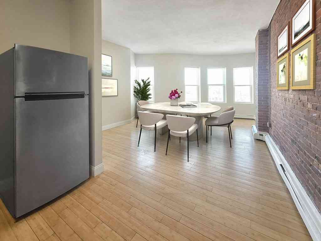 Apartment For Rent - 338-342 Warren #3<br/> Boston, MA 02119