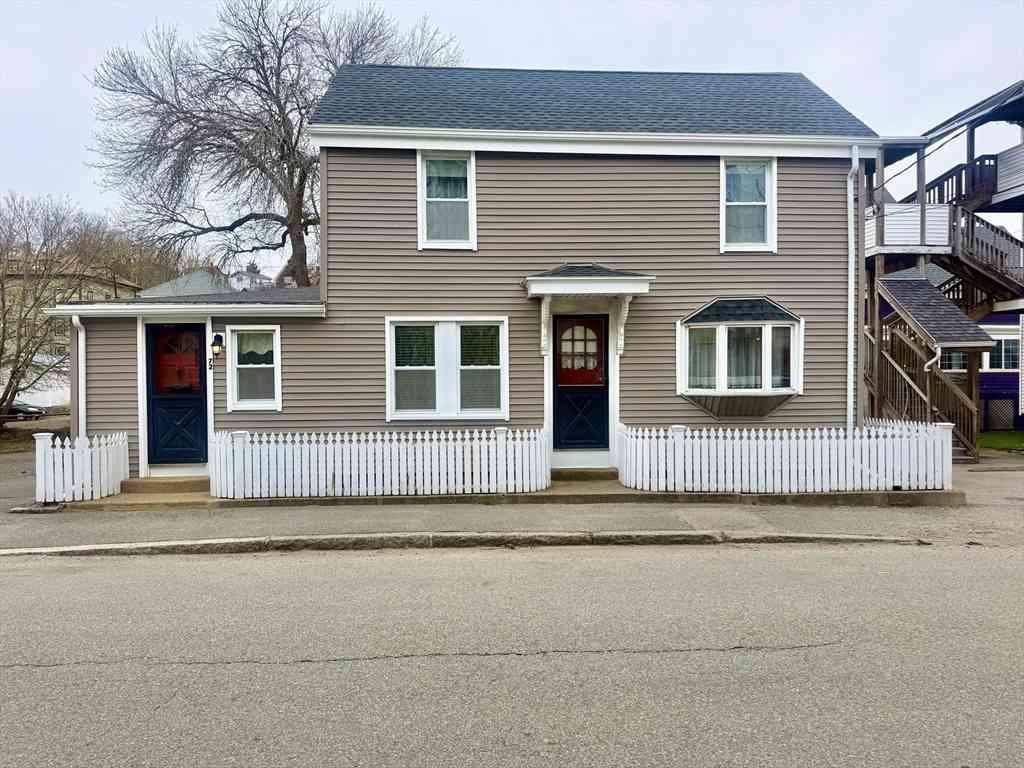 Homes For Sale - 72 Friend Street<br/> Essex County, Gloucester, MA 01930