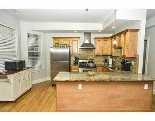 Condo For Rent - 25 Aldrich #25<br/> Somerville, MA 02145