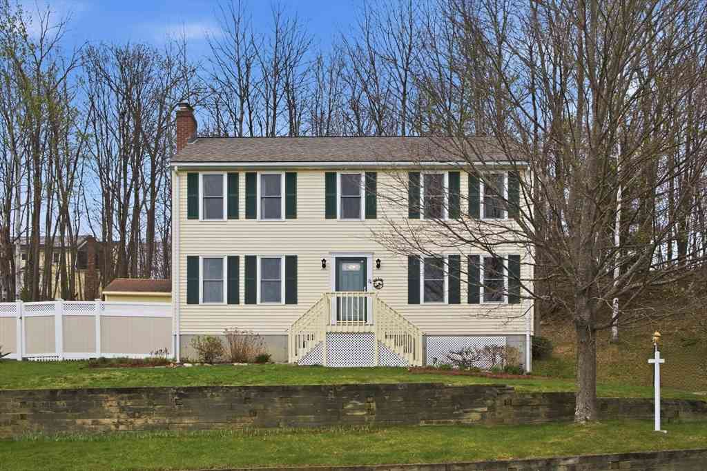 Homes For Sale - 74 Bracken Drive<br/> Marlborough, MA 01752