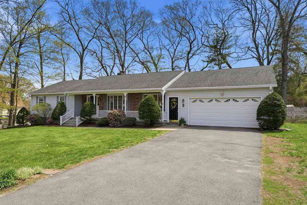 Homes For Sale - 9 Jennifer Dr<br/> Hampden County, West Springfield, MA 01089