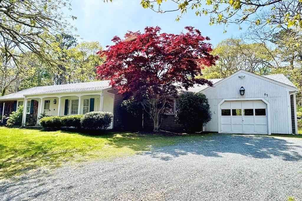 Homes For Sale - 61 Oak Hill Rd<br/> Barnstable County, Chatham, MA 02633