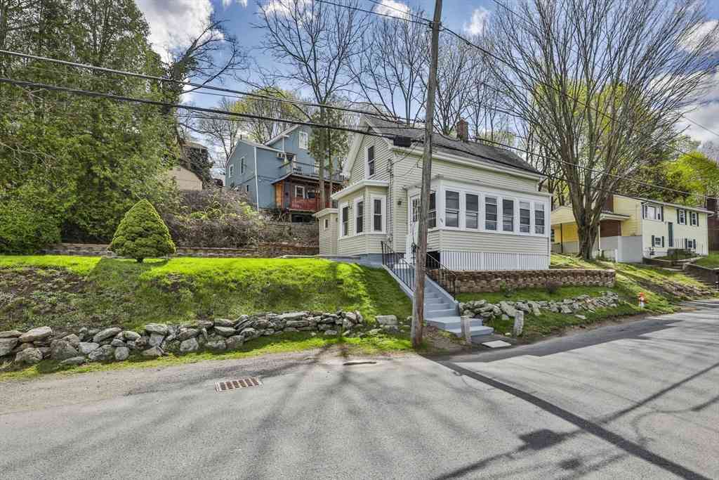 Homes For Sale - 94 Liberty Street<br/> Marlborough, MA 01752