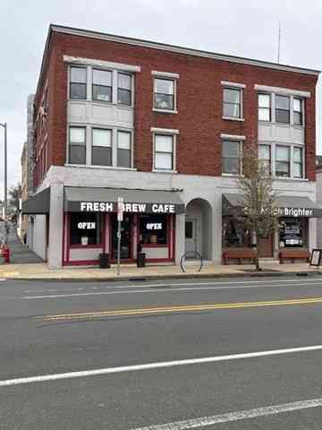 Apartment For Rent - 287 Rantoul Street #2L<br/> Beverly, MA 01915