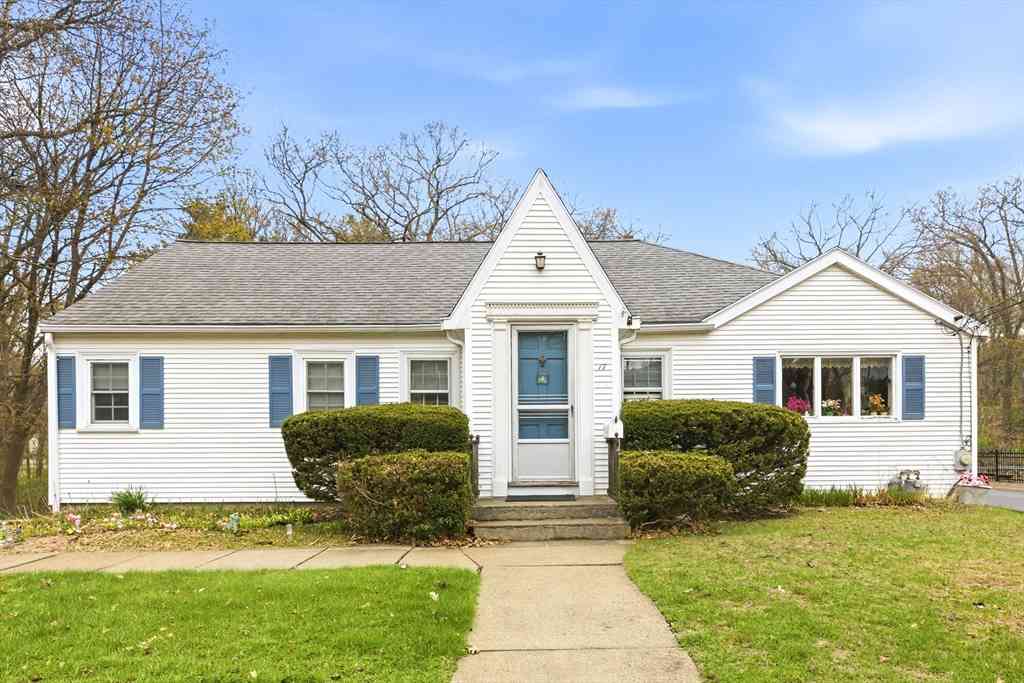 Homes For Sale - 17 Evergreen Road<br/> Needham, MA 02494
