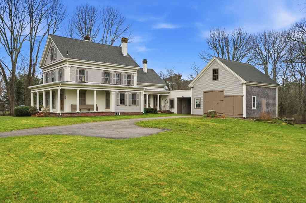 Homes For Sale - 194 Center Street<br/> Yarmouth, MA 02675