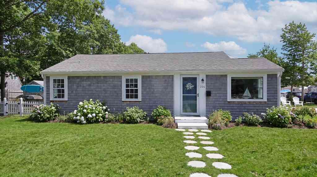 Homes For Sale - 296 Seacoast Shores<br/> Barnstable County, Falmouth, MA 02536