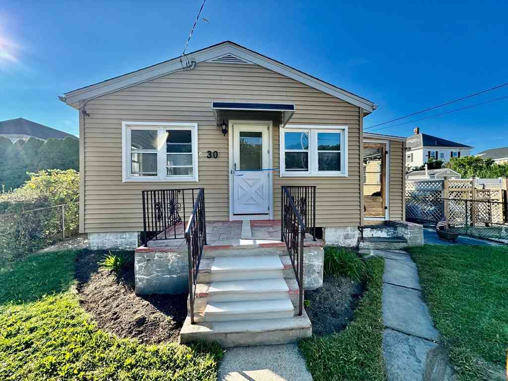 Homes For Rent - 30 Lucas Street<br/> New Bedford, MA 02744