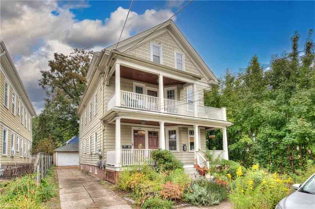 Condo For Sale - 170 Fourth St #3<br/> Providence, RI 02906