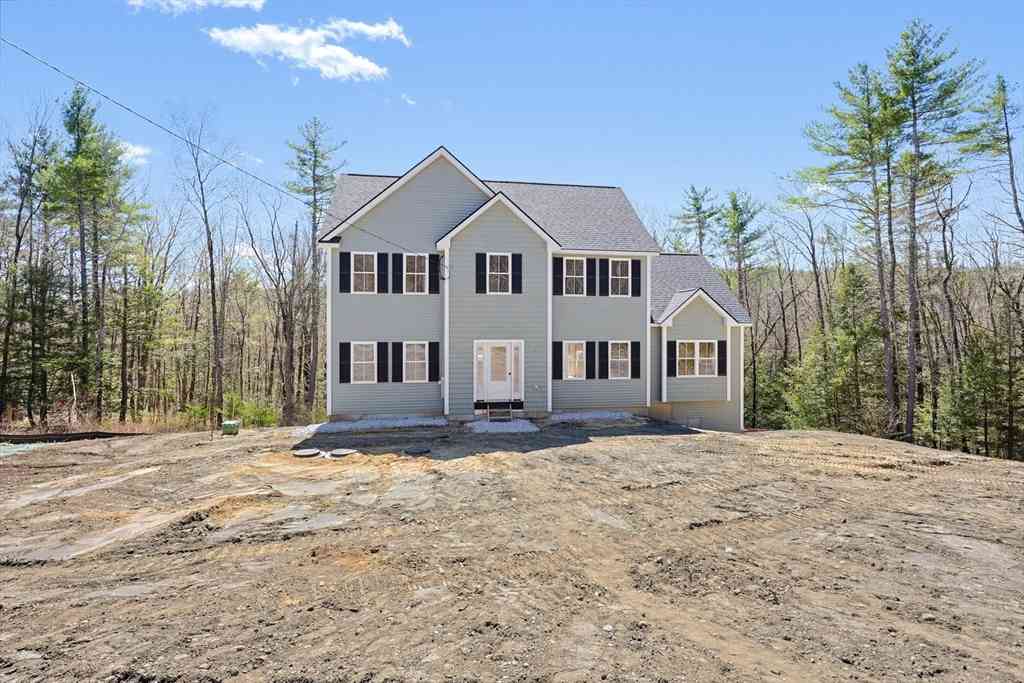 Homes For Sale - 112 West Meadow<br/> Middlesex County, Townsend, MA 01474