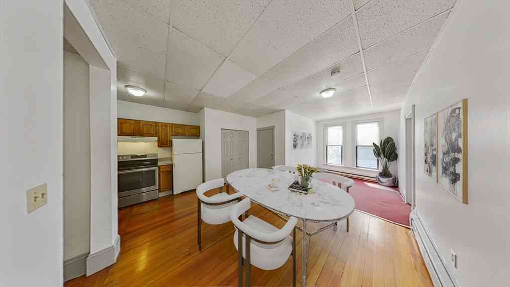 Apartment For Rent - 1536-1542 Tremont #1540 - 3R<br/> Boston, MA 02120