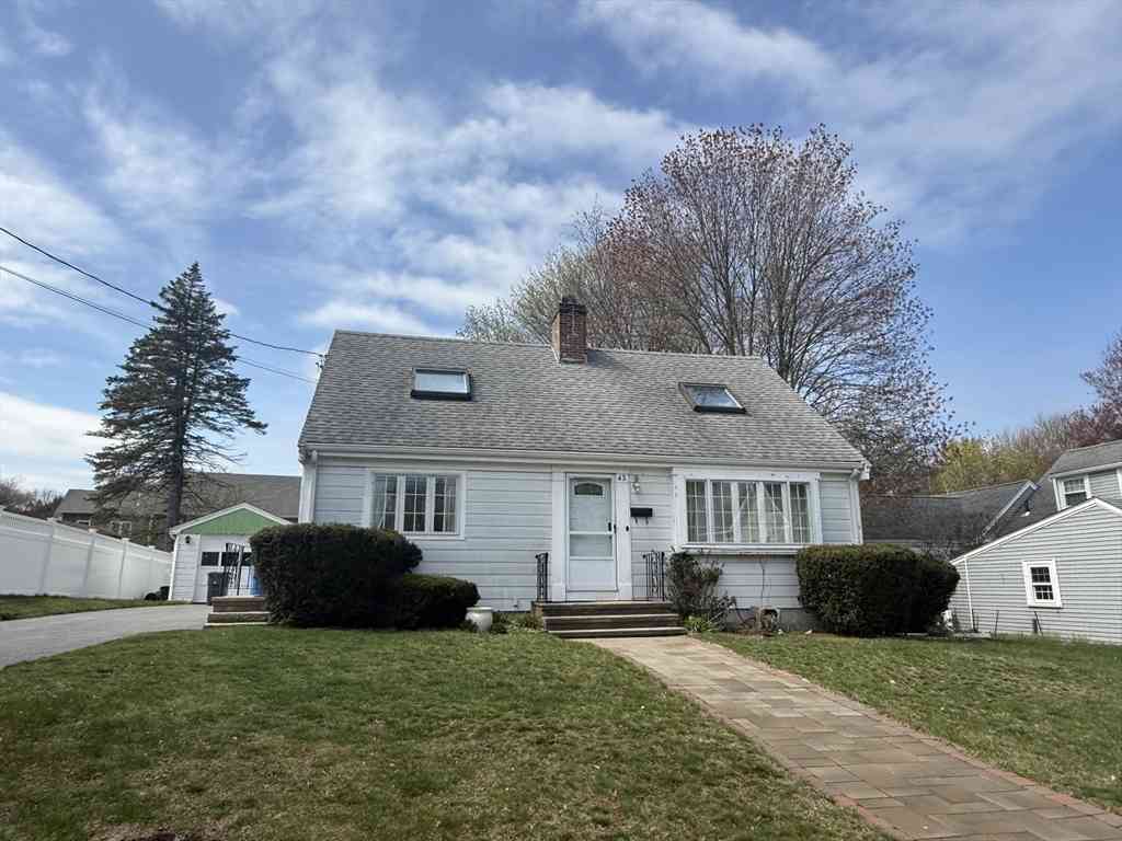 Homes For Rent - 43 Hillcroft St #43<br/> Waltham, MA 02452