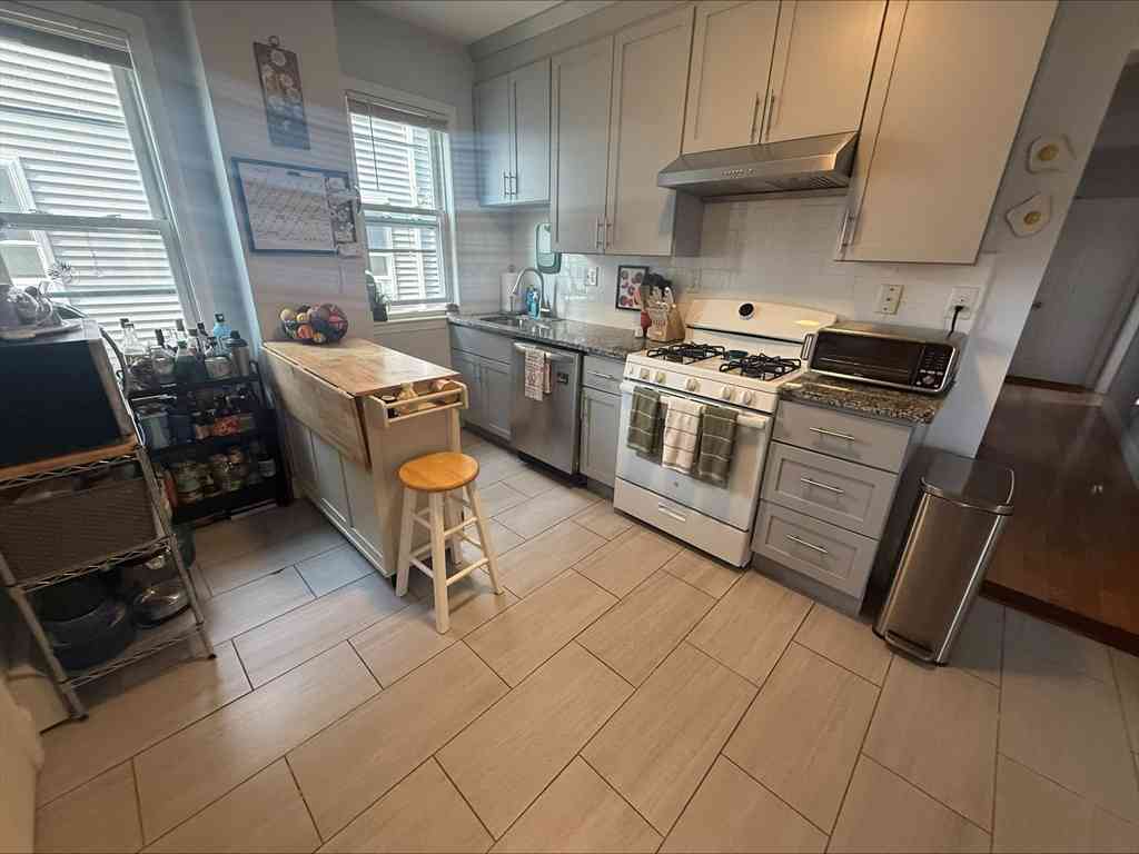 Apartment For Rent - 29 Waverly St #1<br/> Boston, MA 02135