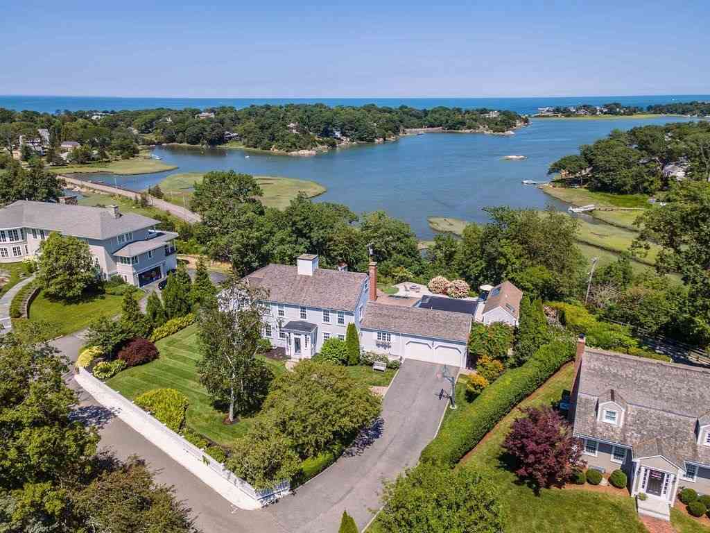 Homes For Sale - 104 Jerusalem Rd<br/> Norfolk County, Cohasset, MA 02025