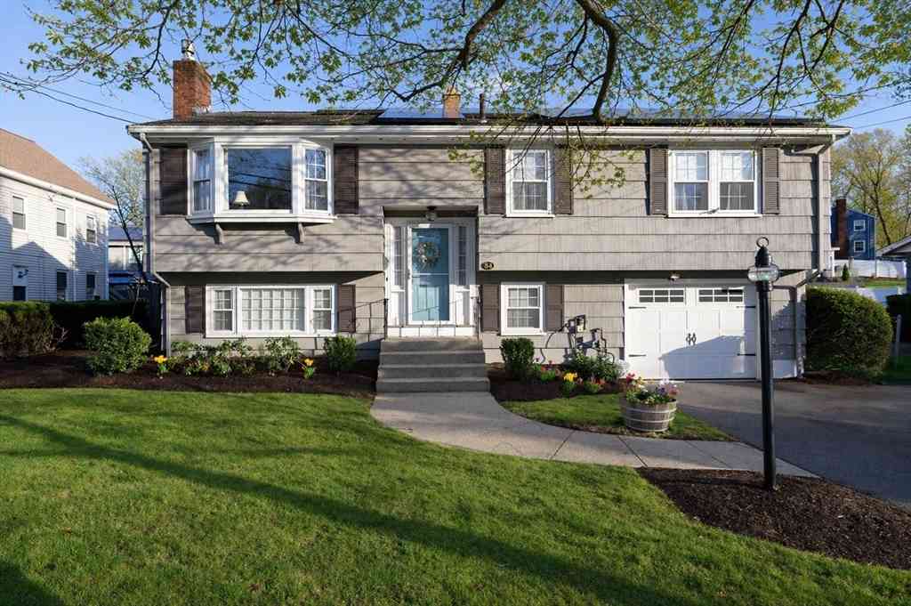Homes For Sale - 84 Summer St.<br/> Middlesex County, Framingham, MA 01701