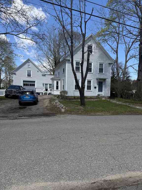 Homes For Sale - 11 Center Street<br/> Plymouth County, Kingston, MA 02364