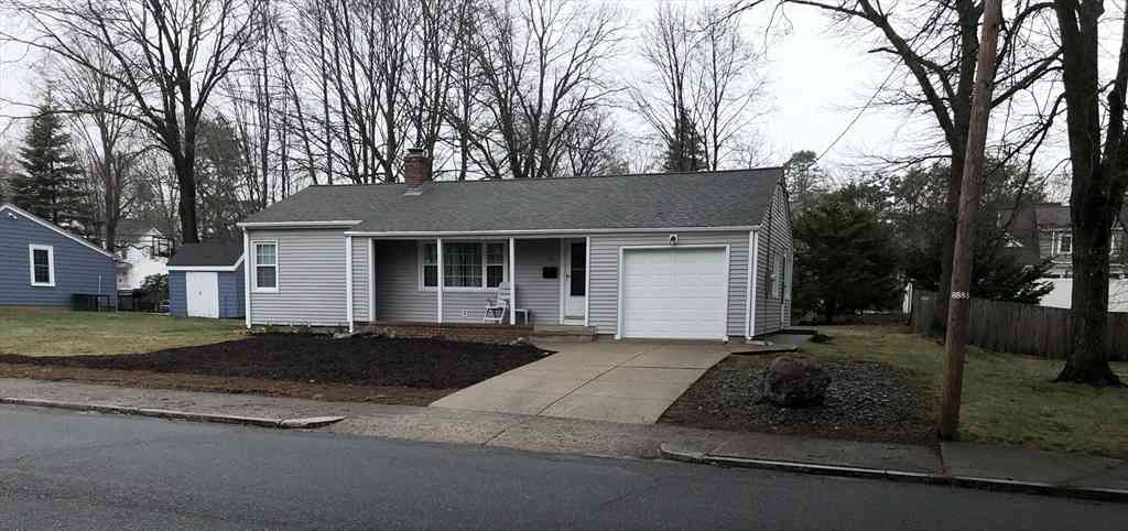Homes For Sale - 10 Veery Road<br/> Attleboro, MA 02703