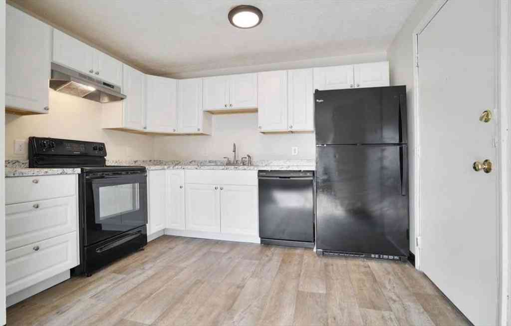 Condo For Sale - 35 Log #3D<br/> Manchester, NH 03102