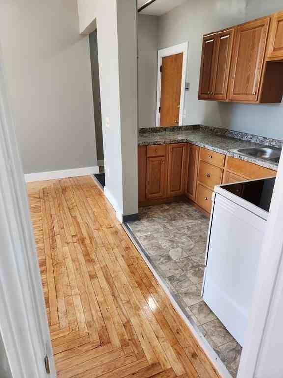 Apartment For Rent - 15 N Main St #11<br/> Attleboro, MA 02703